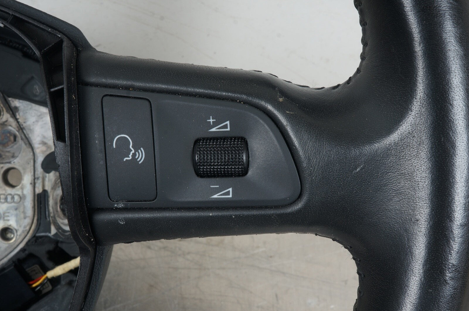 2005-2008 AUDI A6 STEERING Wheel W Controls Gray Leather 4F0419091DB