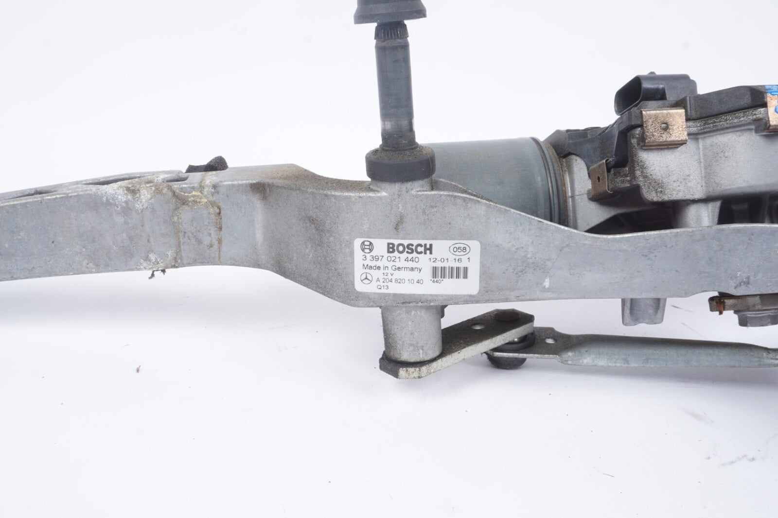 2011-2014 Mercedes E350 Convertible Front Windshield Wiper Motor Linkage OEM