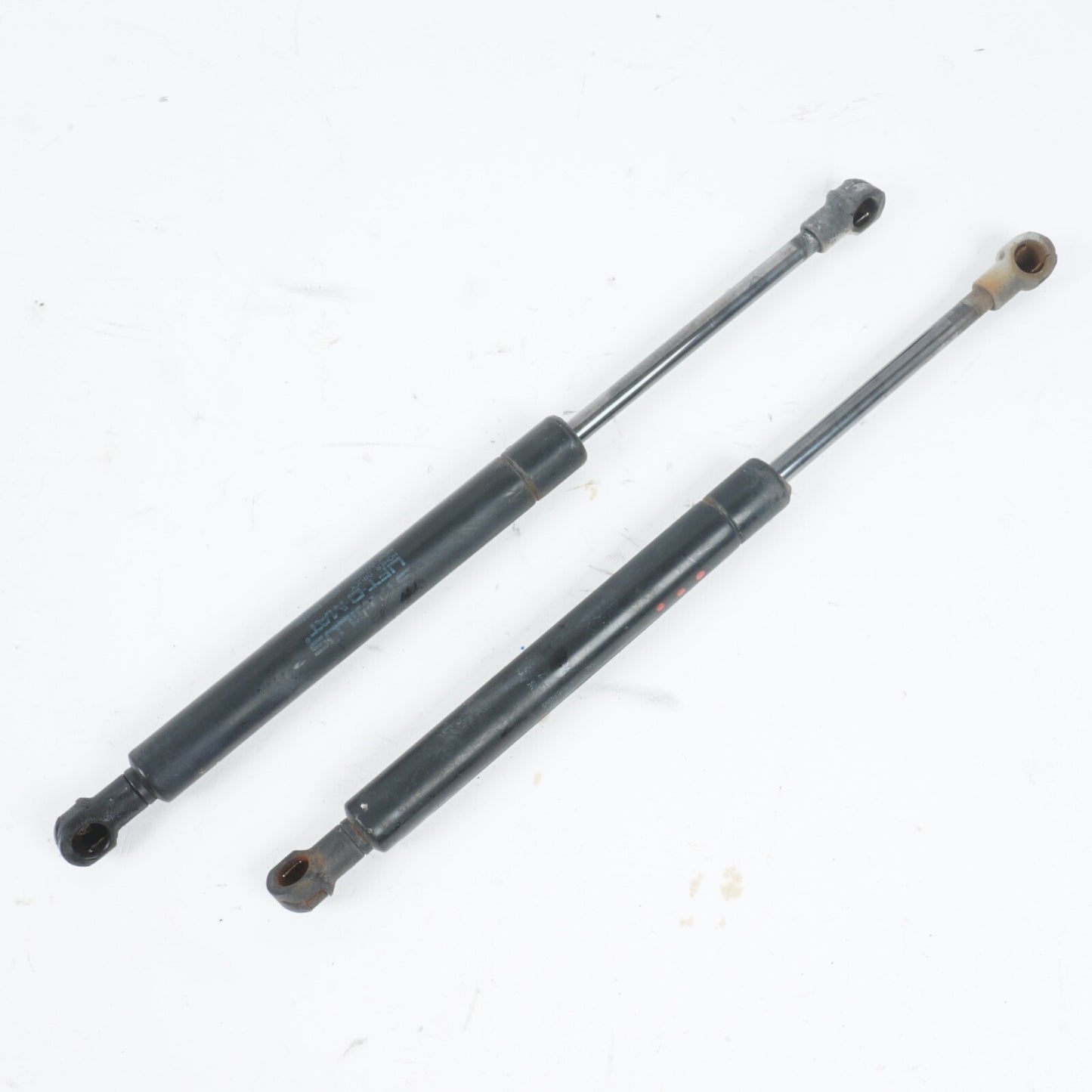 2003-2008 BMW Z4 - Trunk Strut / Shock SET 7016186