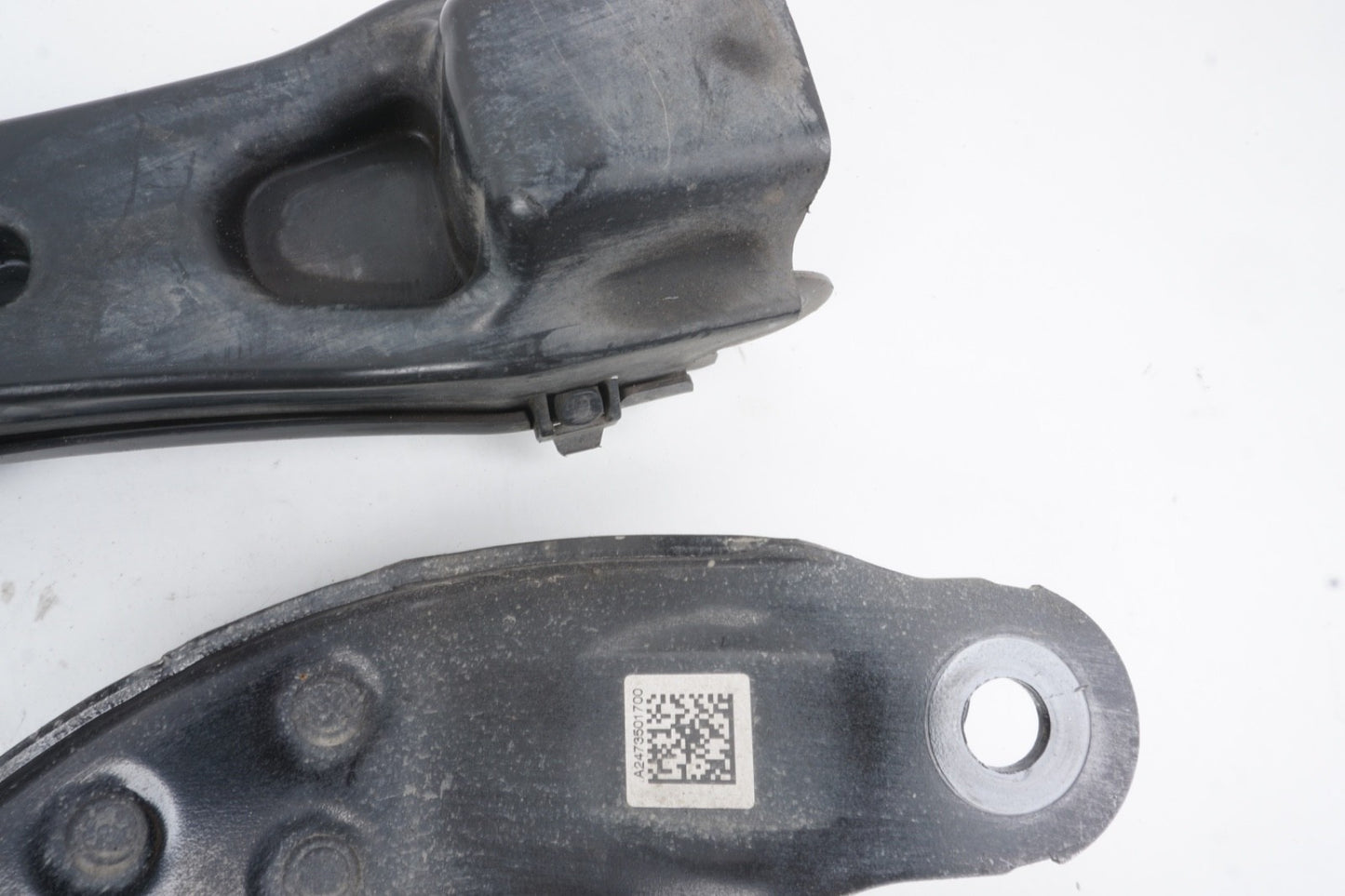 2022 - 24 MERCEDES GLB300 RH REAR RIGHT CONTROL ARM SUSPENSION SET OF 3