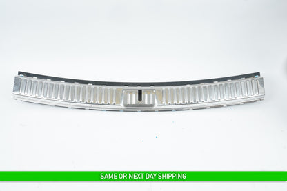2011-2014 PORSCHE CAYENNE TRUNK LATCH TRIM PANEL 7P0863459F OEM