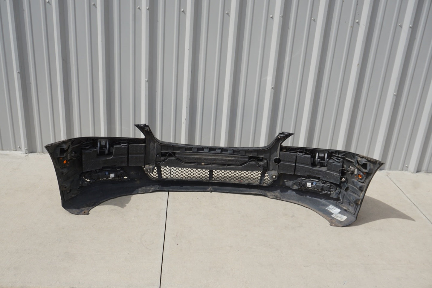 10-13 Mercedes W221 S400 Base Front Bumper Cover Assembly w/ Parking Sensors OEM