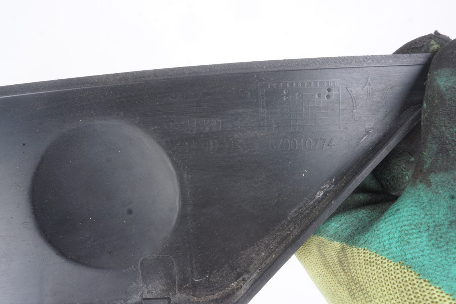 14-20 Maserati Ghibli Front Bumper Upper Support Trim Cover Panel 670010774 OEM