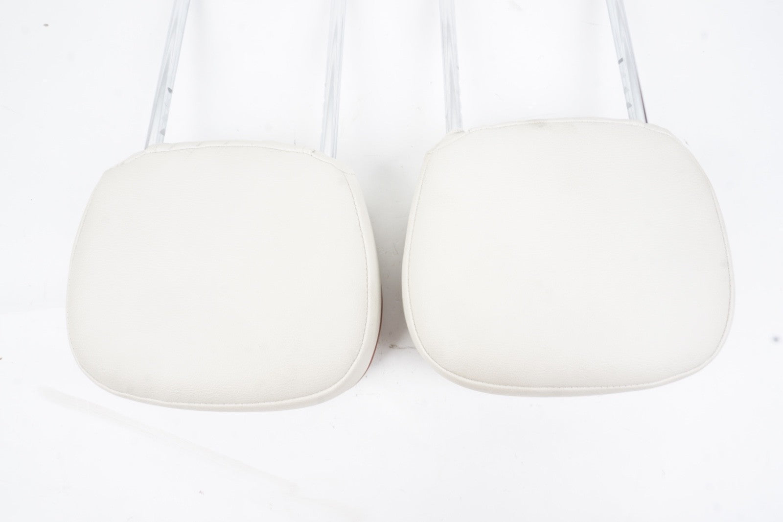 2014 - 2016 FIAT 500L OEM FRONT ROW SEAT HEADRESTS HEAD REST PAIR PAIR