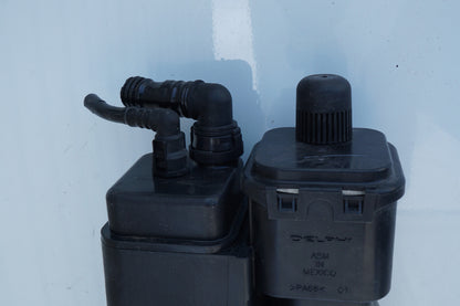 06-11 Mercedes W164 ML63 ML350 ML500 FUEL VAPOR CANISTER 1644701459 OEM