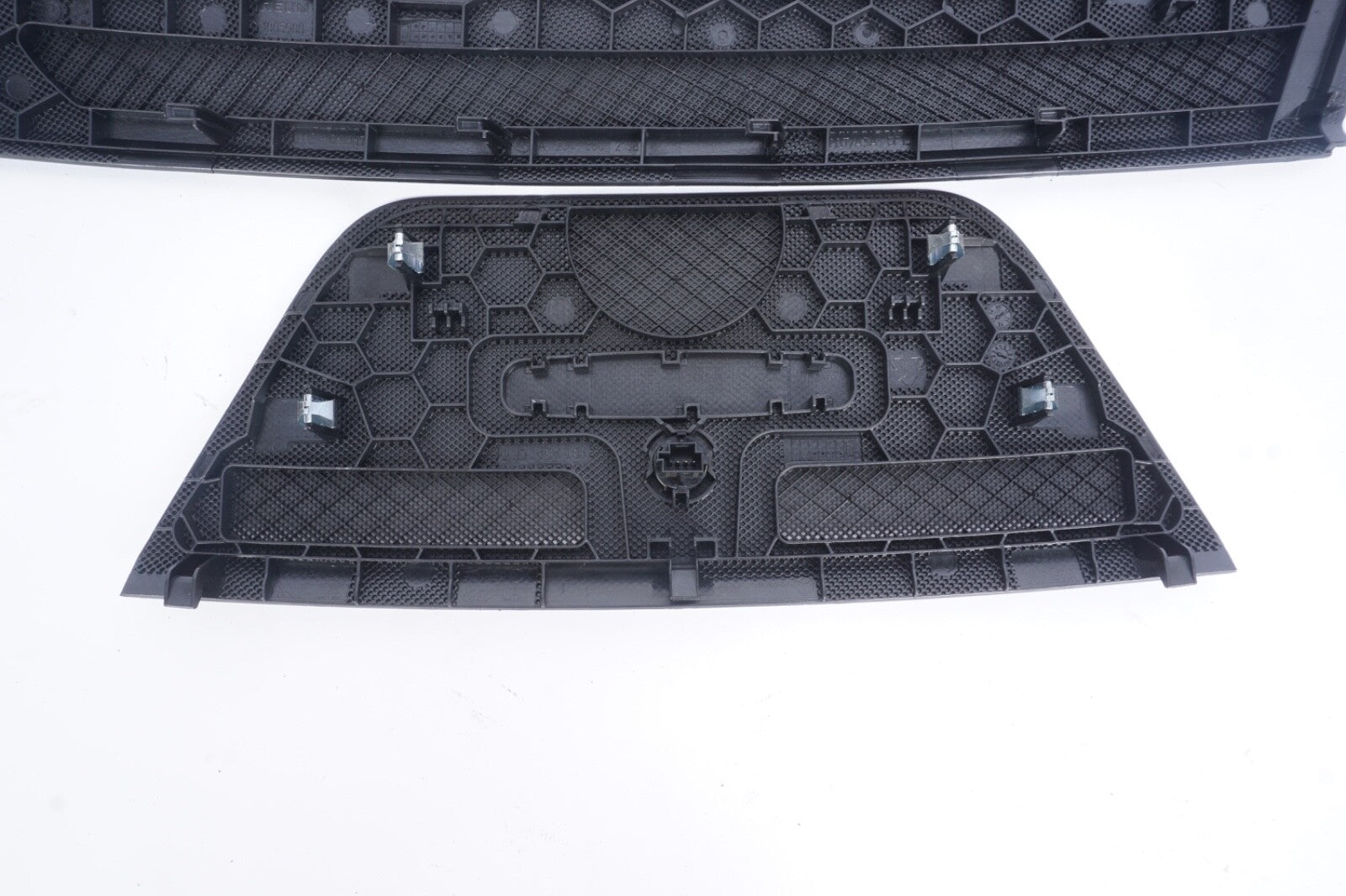 12 - 14 Mercedes W204 C250 C300 Left Side Dash Board Speaker Cover Grille Grill