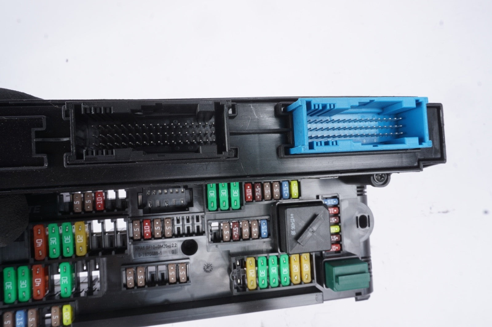 2015 - 2018 BMW X4 N20 Power Distribution Relay Fuse Box Unit Module OEM