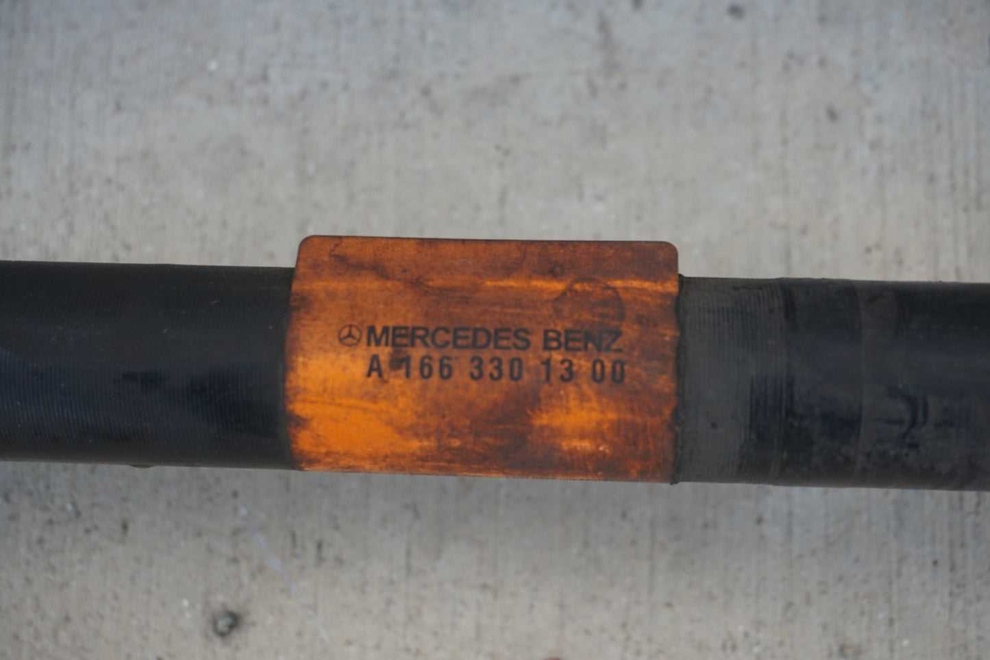 2013 - 2016 Mercedes Benz X166 GL450 Front Right Driver Side Axle Shaft OEM