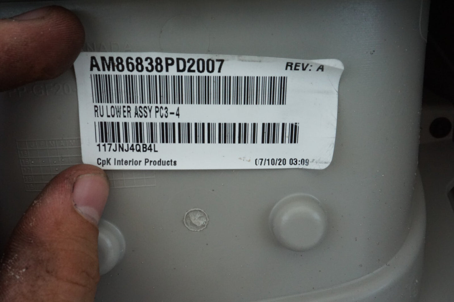 17-20 CHRYSLER PACIFICA CENTER CONSOLE TRIM BASE W/ CUP HOLDER OEM