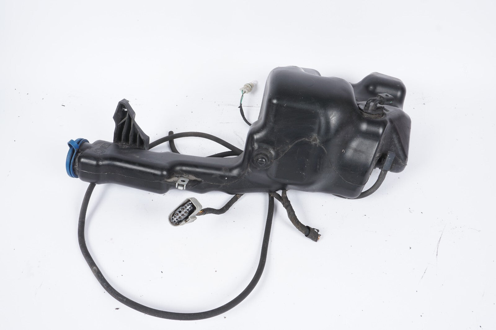 08-18 Mercedes W204 C250 E350 CLS550 Headlight Windshield Washer Bottle Tank OEM
