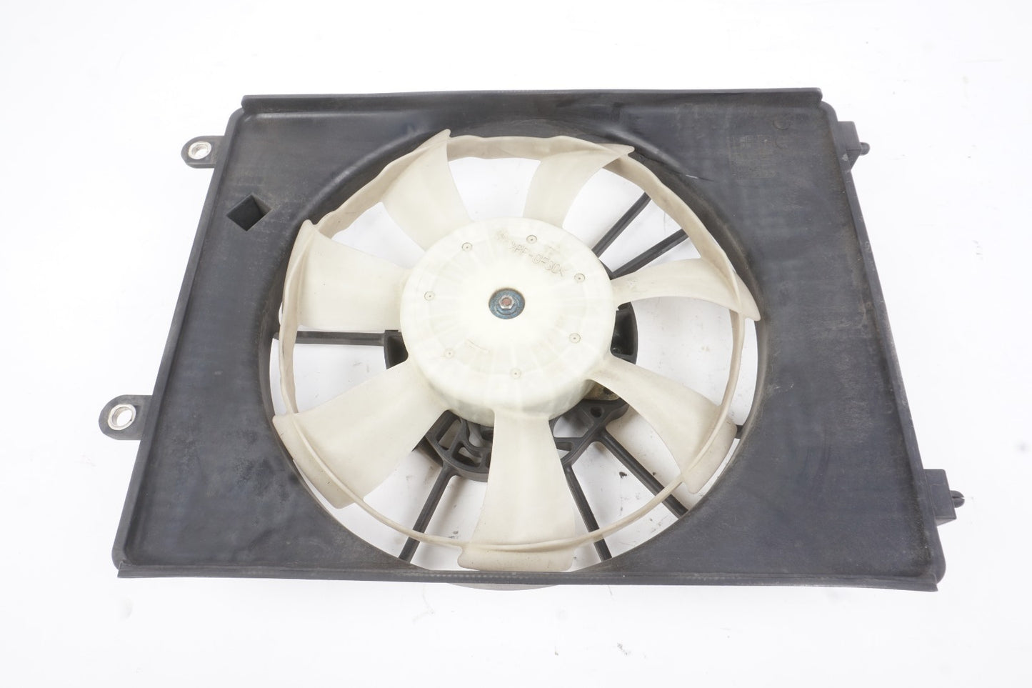 2016 - 2022 Acura ILX 2.4L Radiator Cooling Fan Right 19015-R4H-A01 OEM