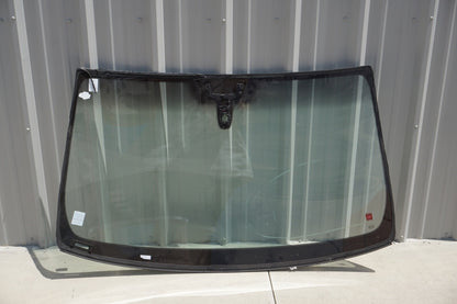 2011 - 2016  Porsche CAYENNE FRONT WINDSHIELD WINDOW GLASS OEM