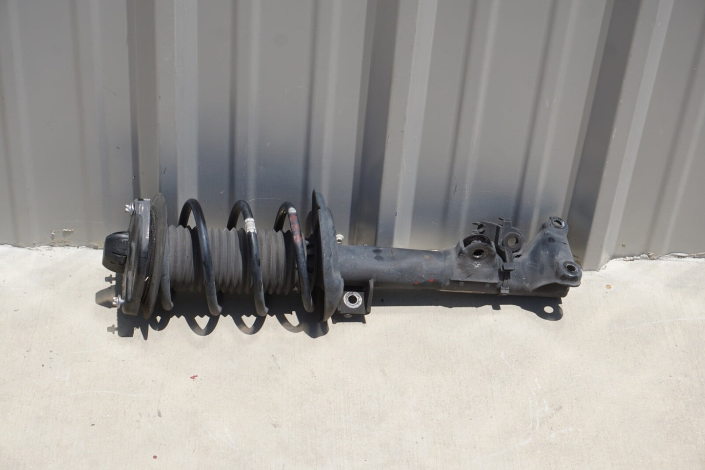 2014 2015 MERCEDES E400 COUPE OEM FRONT STRUT ASSEMBLY DRIVER LEFT 2043202866