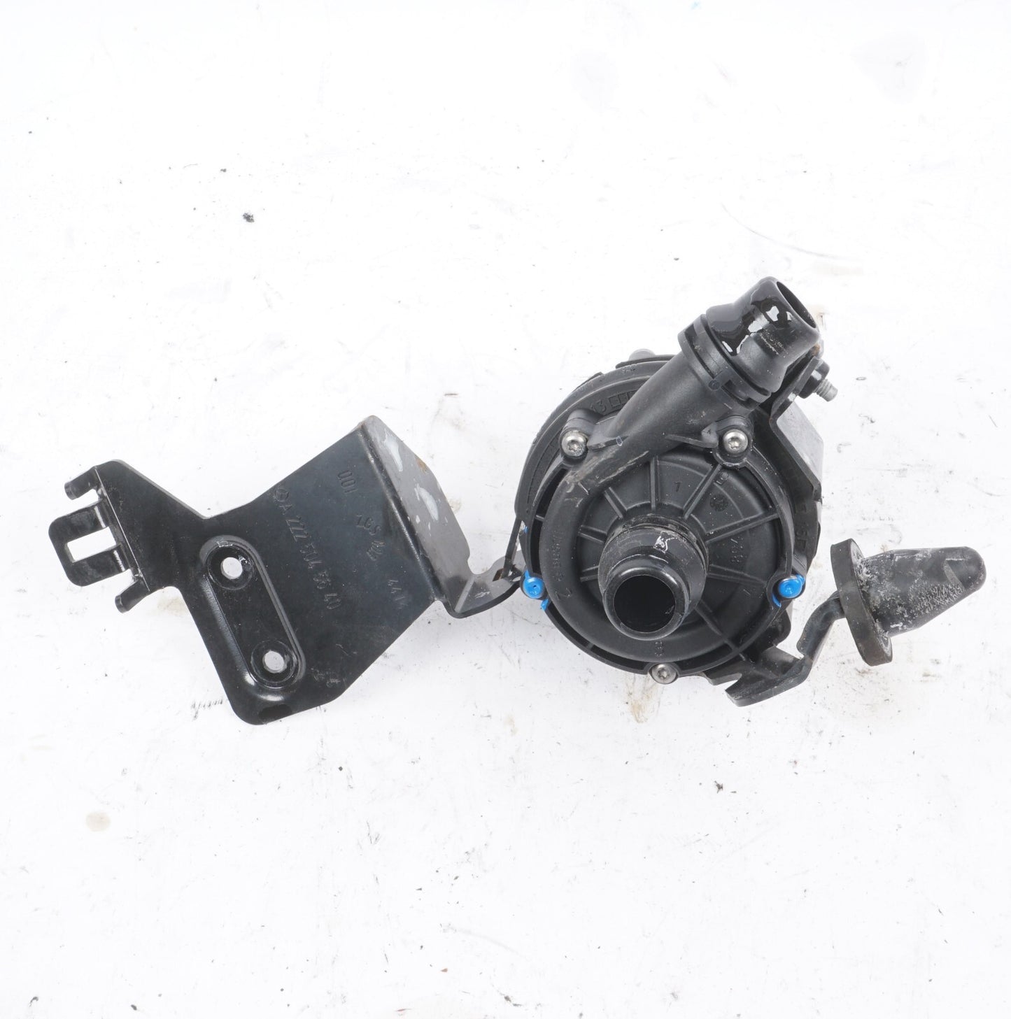 14-20 Mercedes S550 W222 Engine Electric Water Coolant Pump A0005002686 OEM
