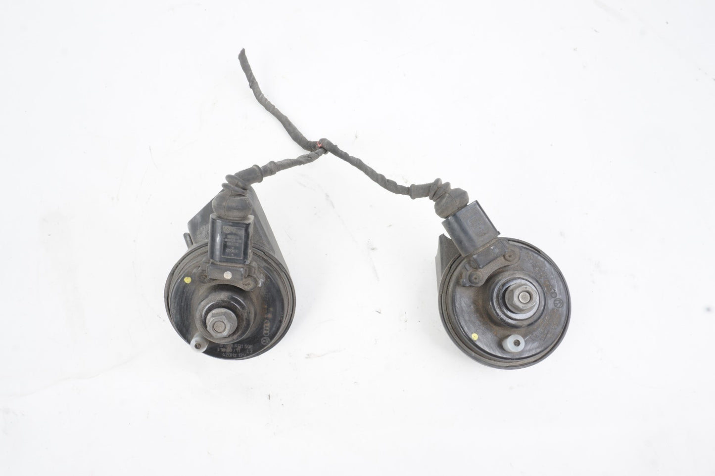 2011-2018 Audi A8 A8L S8 Horn Signal  OEM