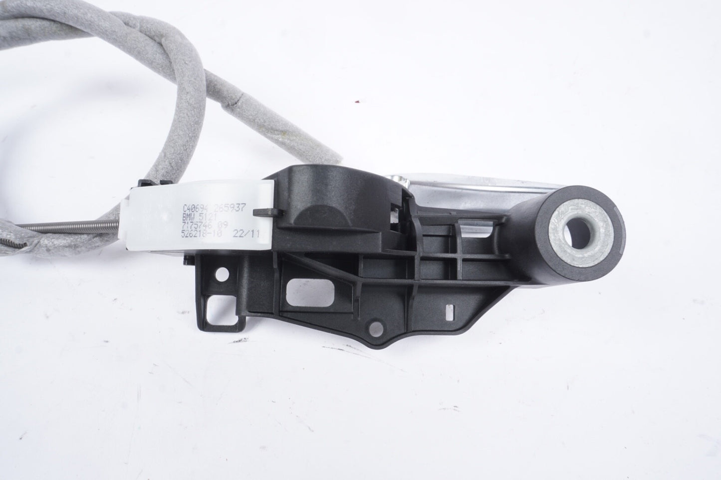 2009-2015 BMW F01 F02 7 SERIES REAR RIGHT SIDE INTERIOR DOOR HANDLE W CABLE OEM