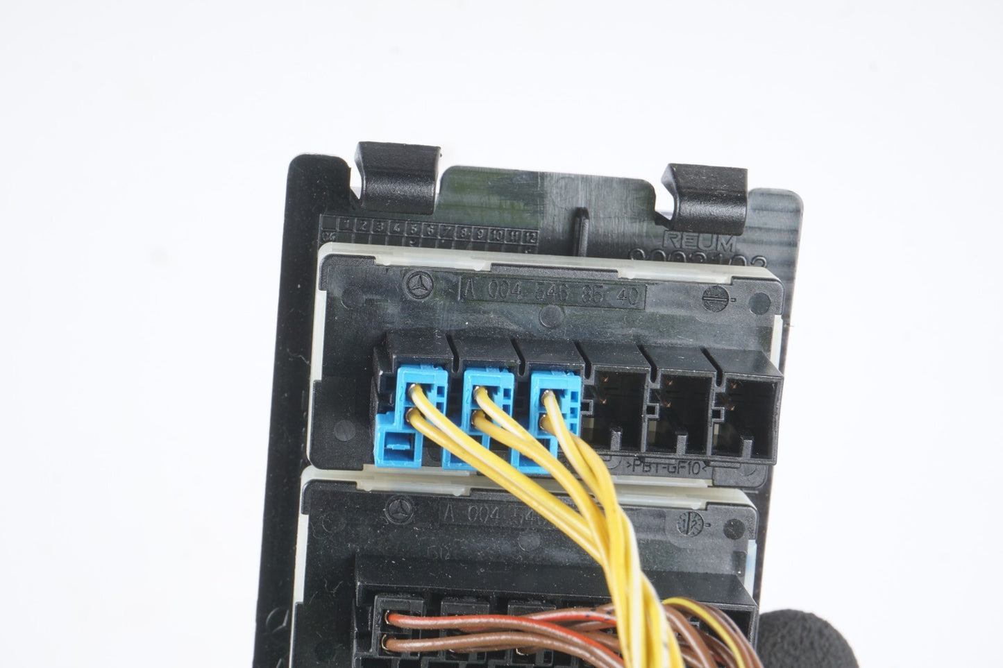 07-13 Mercedes W221 S550 S400 Floor Distributor Block Wire Pigtail Connector OEM