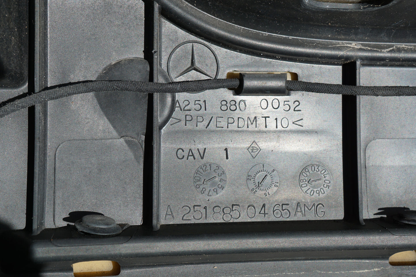 2006 - 2010 MERCEDES BENZ R350 W251 REAR BUMPER COVER OEM