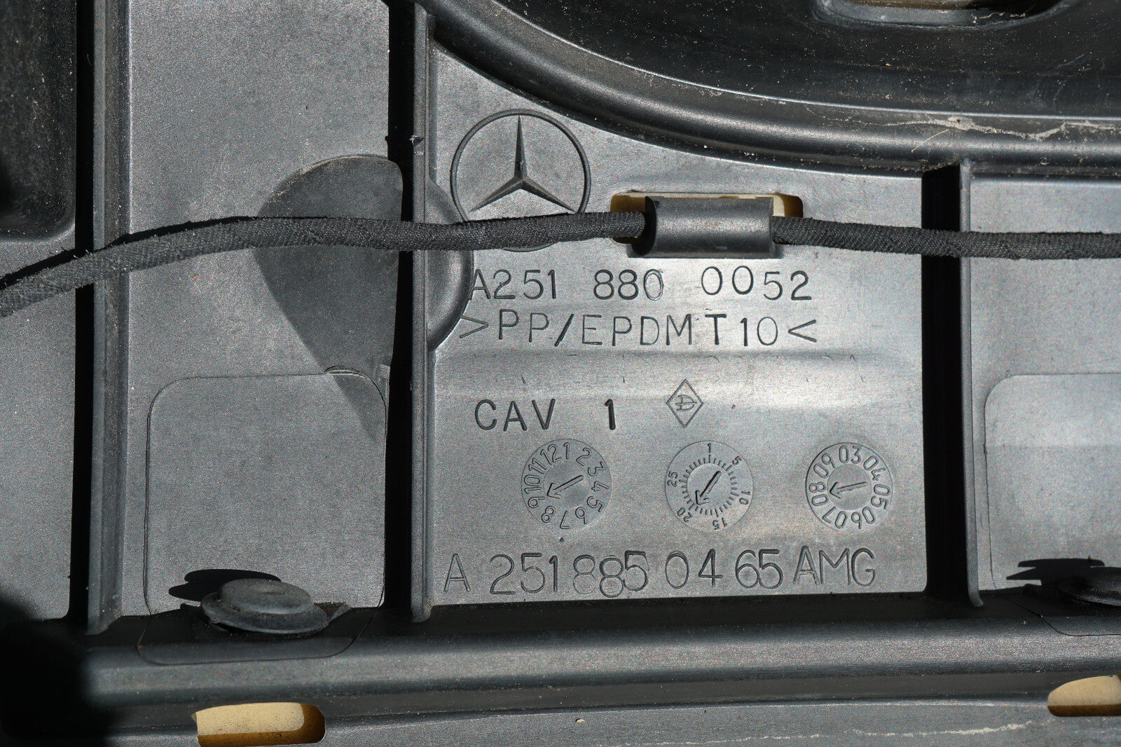 2006 - 2010 MERCEDES BENZ R350 W251 REAR BUMPER COVER OEM