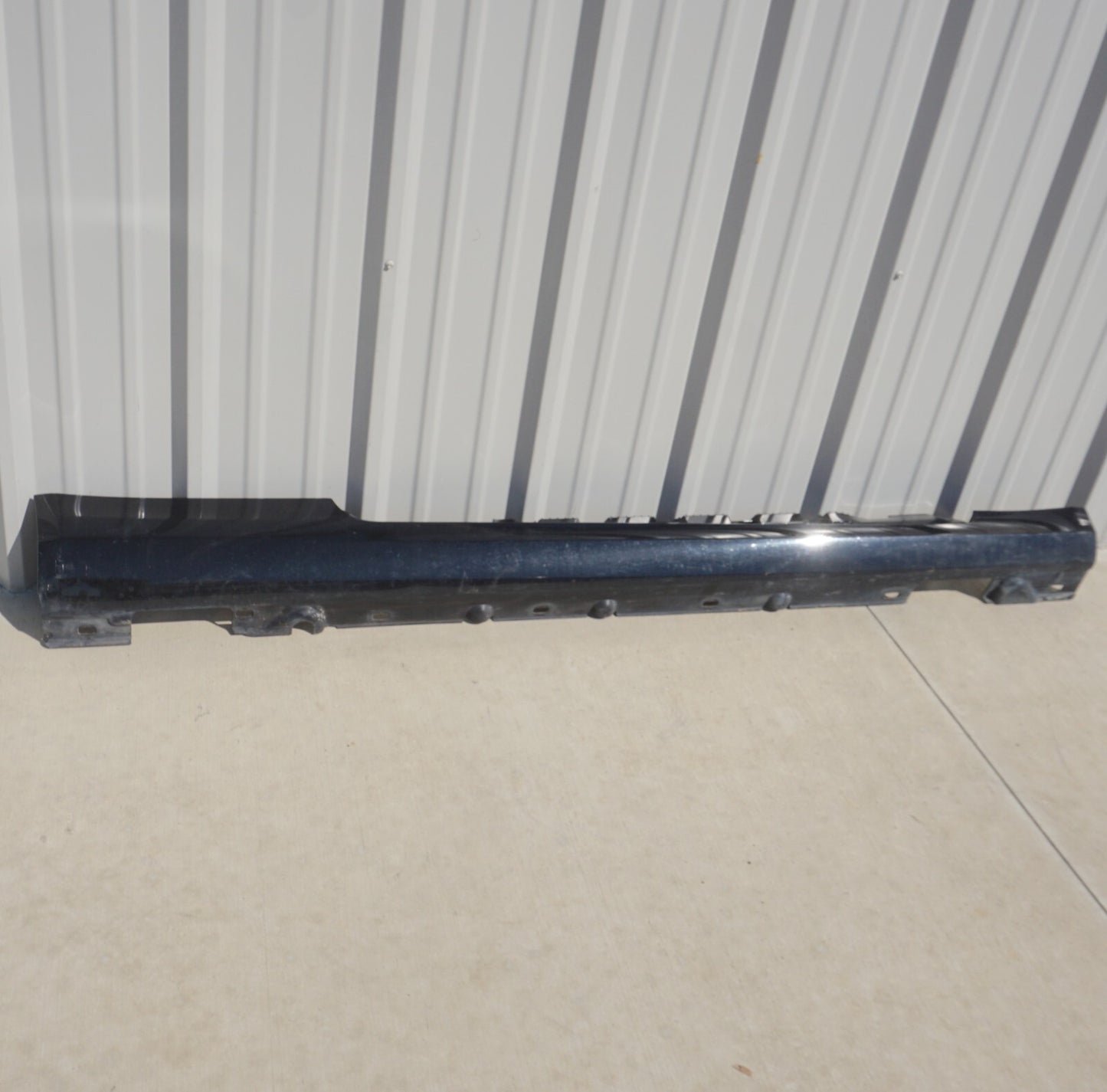11-17 Mercedes W207 E350 Convertible Right Pass Rocker Panel Skirt Molding OEM