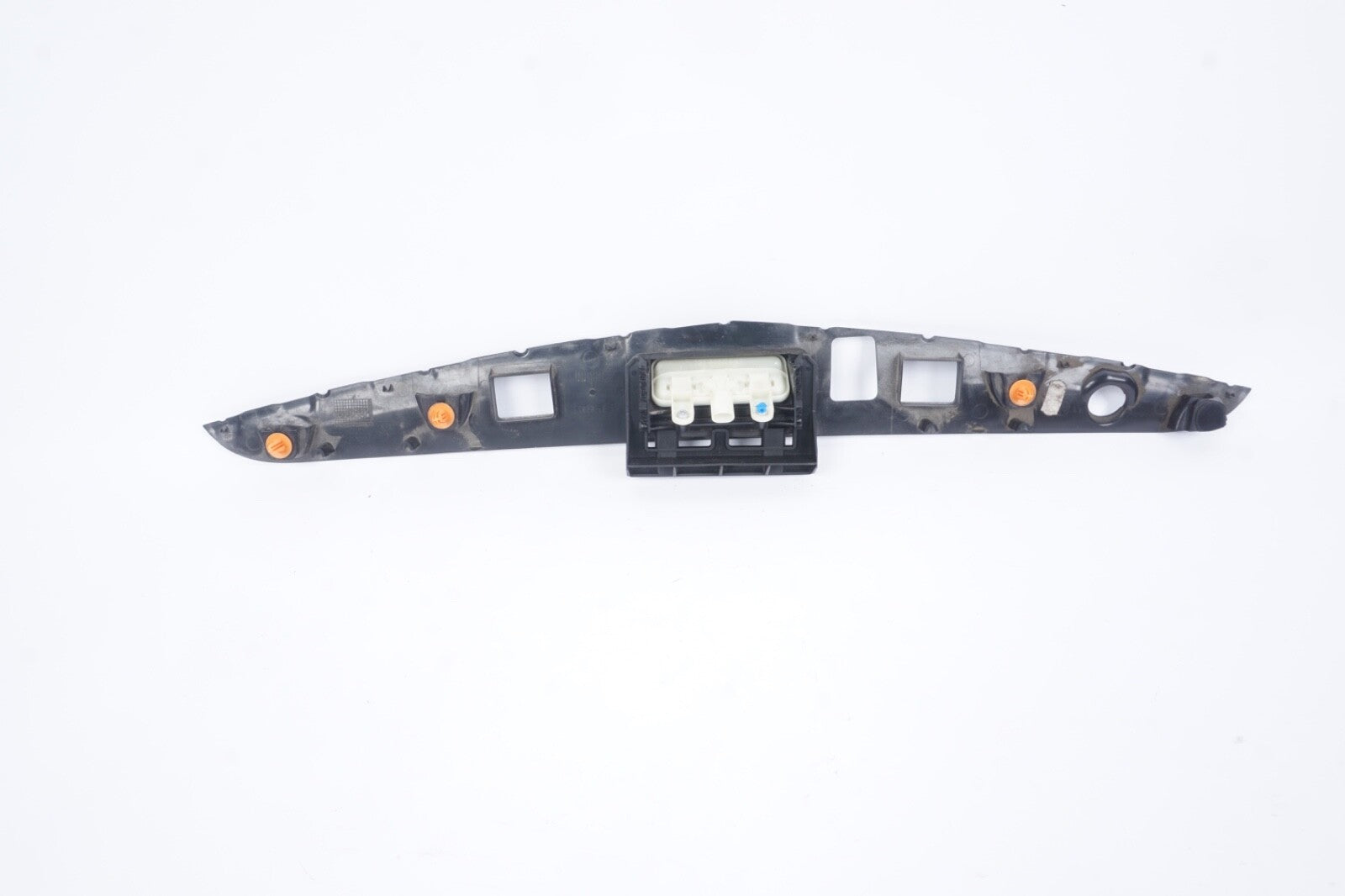 10-13 Mercedes-Benz E350 Coupe Rear Trunk Lid Tailgate Handle Strip 2127400793