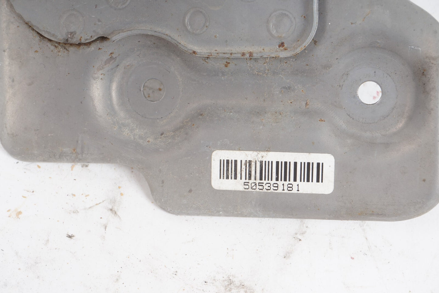 17 - 19 Alfa Romeo Giulia 2.0L ENGINE AIR CLEANER INTAKE MOUNT BRACKET  OEM