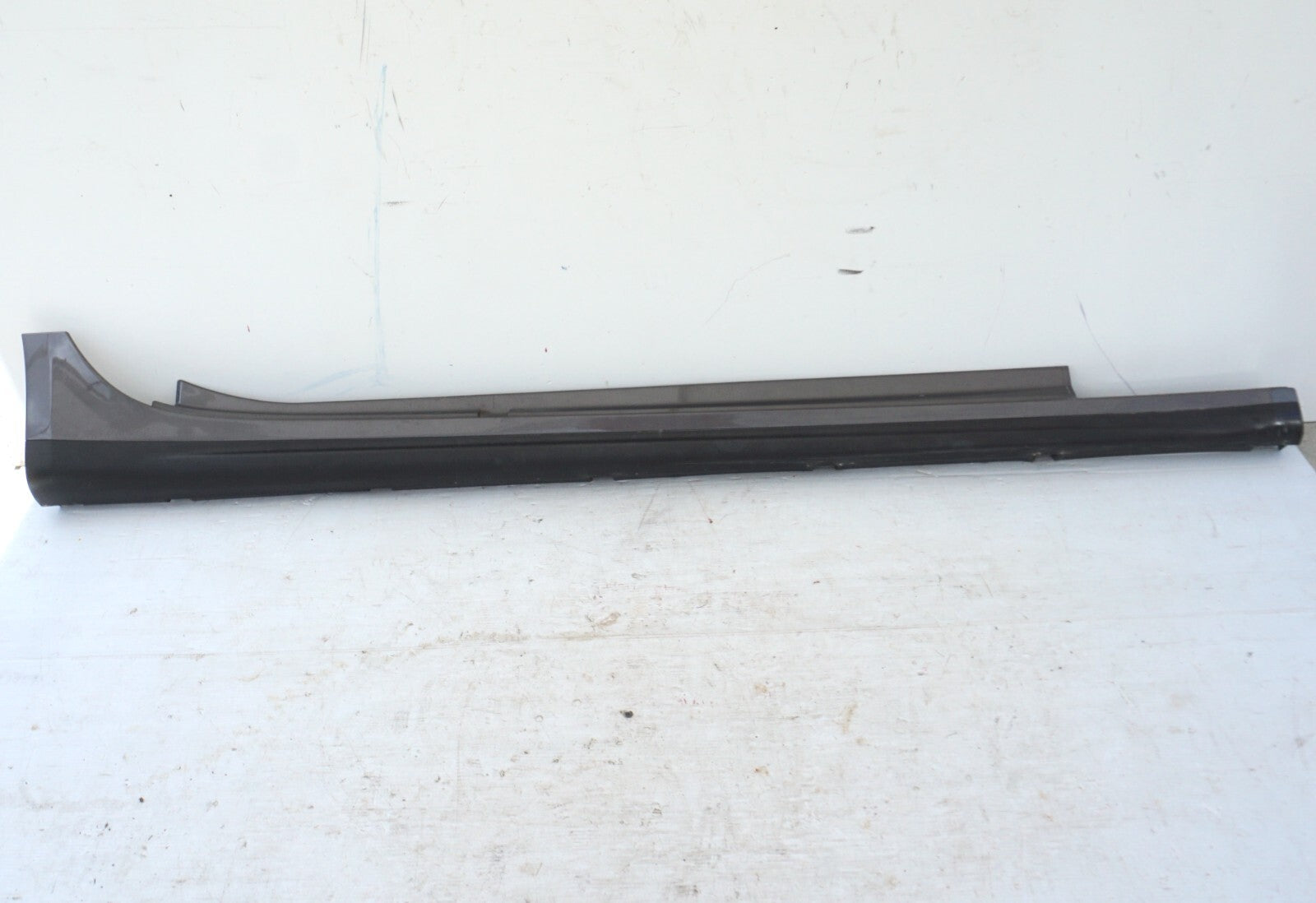 2014-2017 MASERATI GHIBLI RIGHT PASSENGER SIDE ROCKER PANEL SKIRT MOLDING OEM