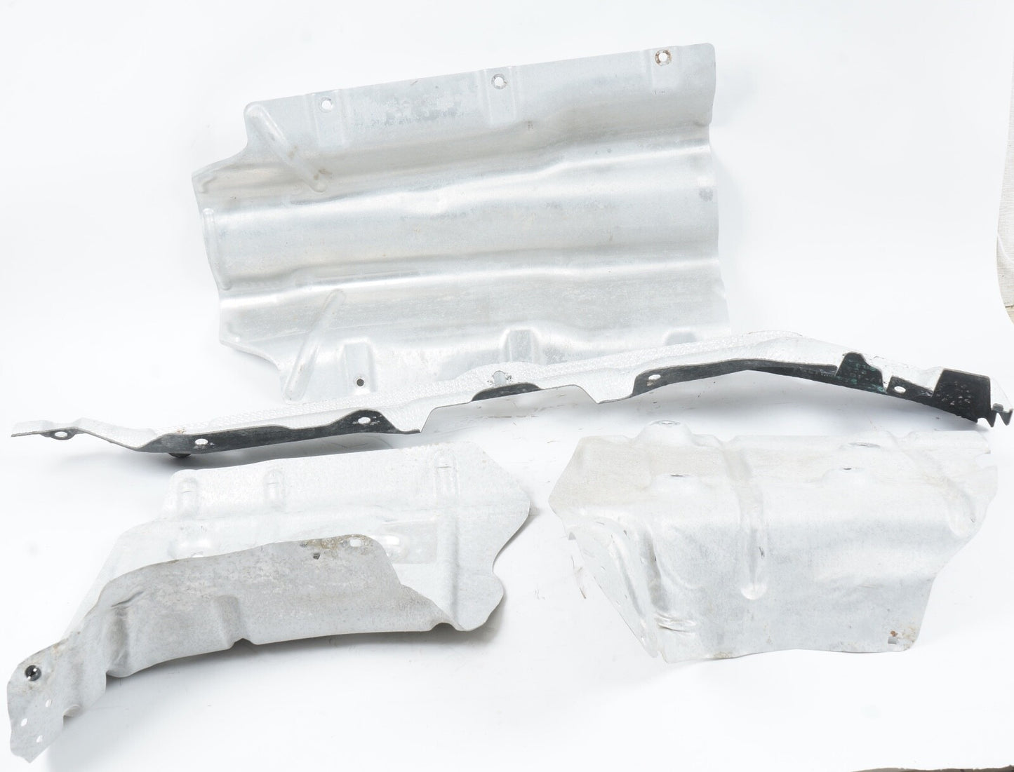 2010 + 2020 Bentley Mulsanne Muffler Silencer Heat Shield Cover Set