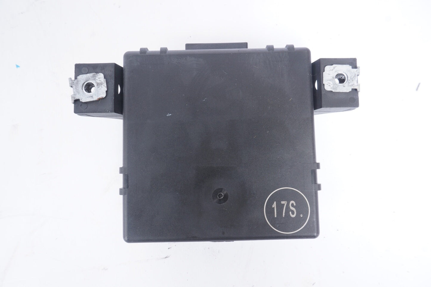 2011 - 2014 PORSCHE CAYENNE GATEWAY CONTROL MODULE 7PP907530P  OEM