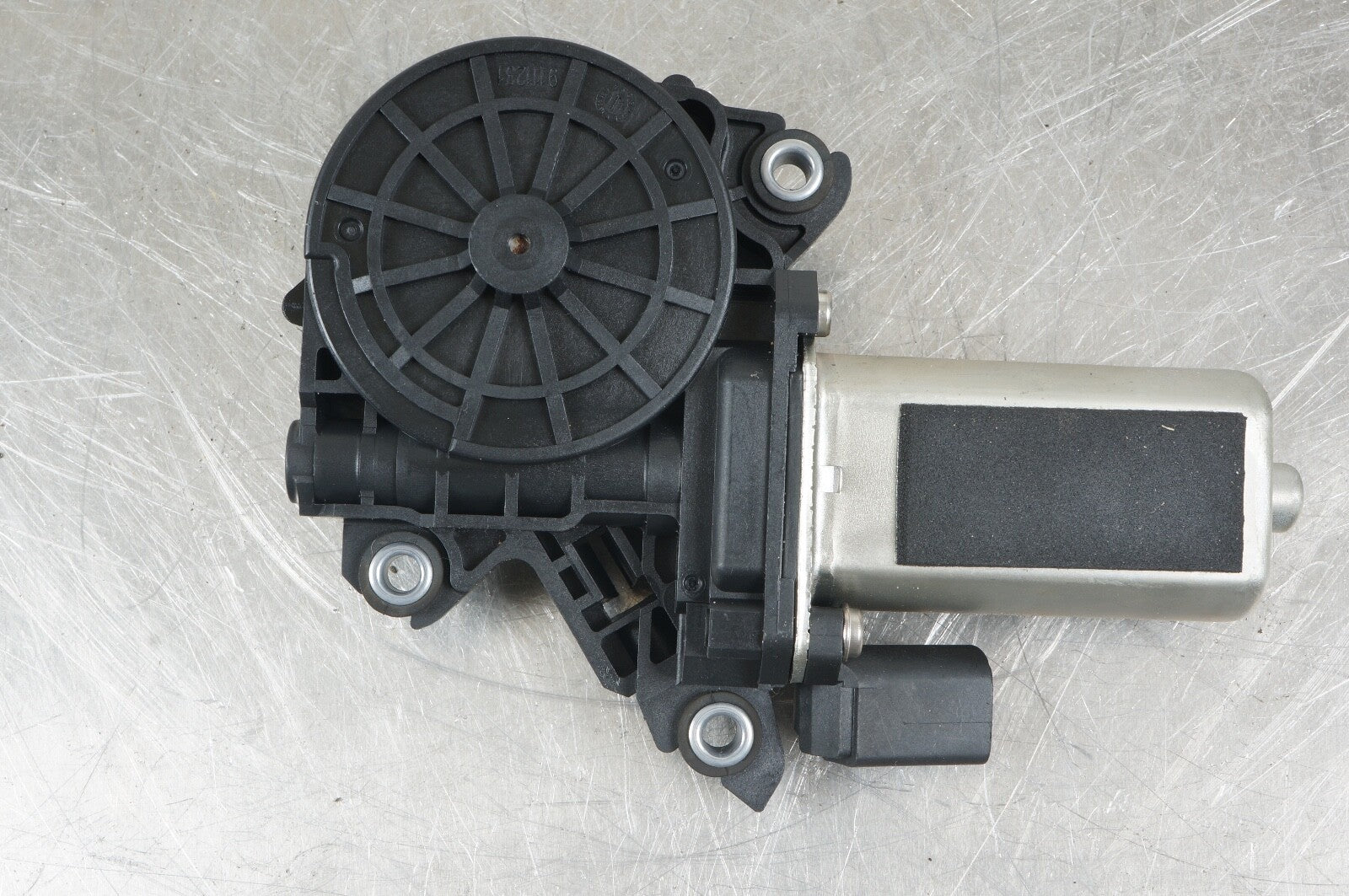 2011-2018 AUDI A6 A7 A8 A8L - FRONT / REAR LEFT SIDE DOOR CLOSE ASSIST MOTOR OEM