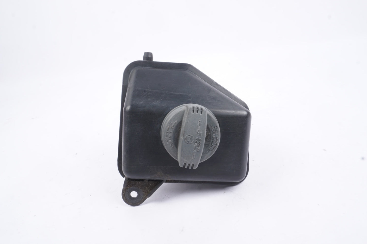2004 - 2010 AUDI D3 A8 A8L S8 QUATTRO POWER STEERING RESERVOIR FLUID TANK OEM