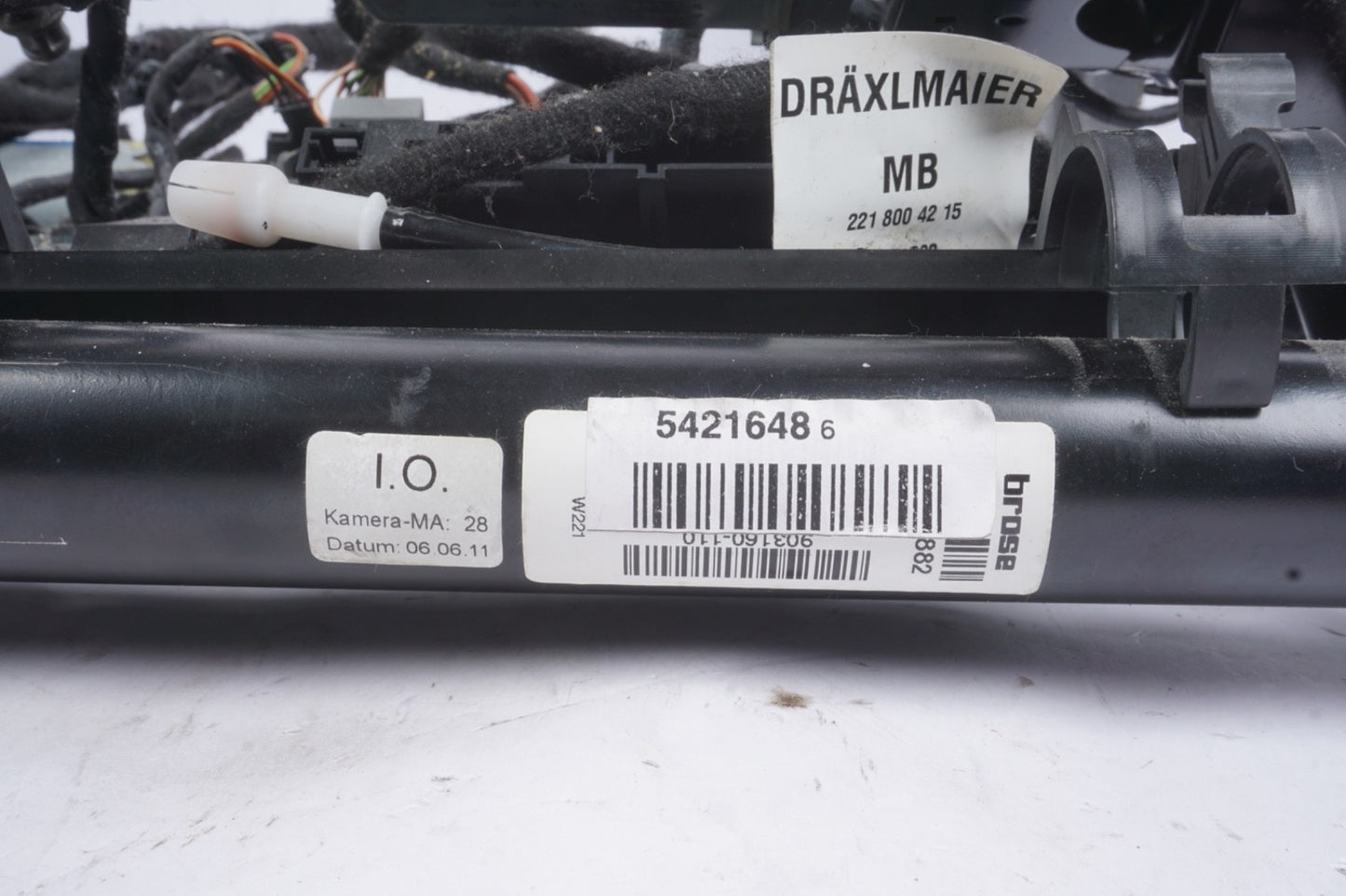 2007 - 2013 Mercedes W221 S550 Front Left Driver Side Seat Lower Frame Track OEM