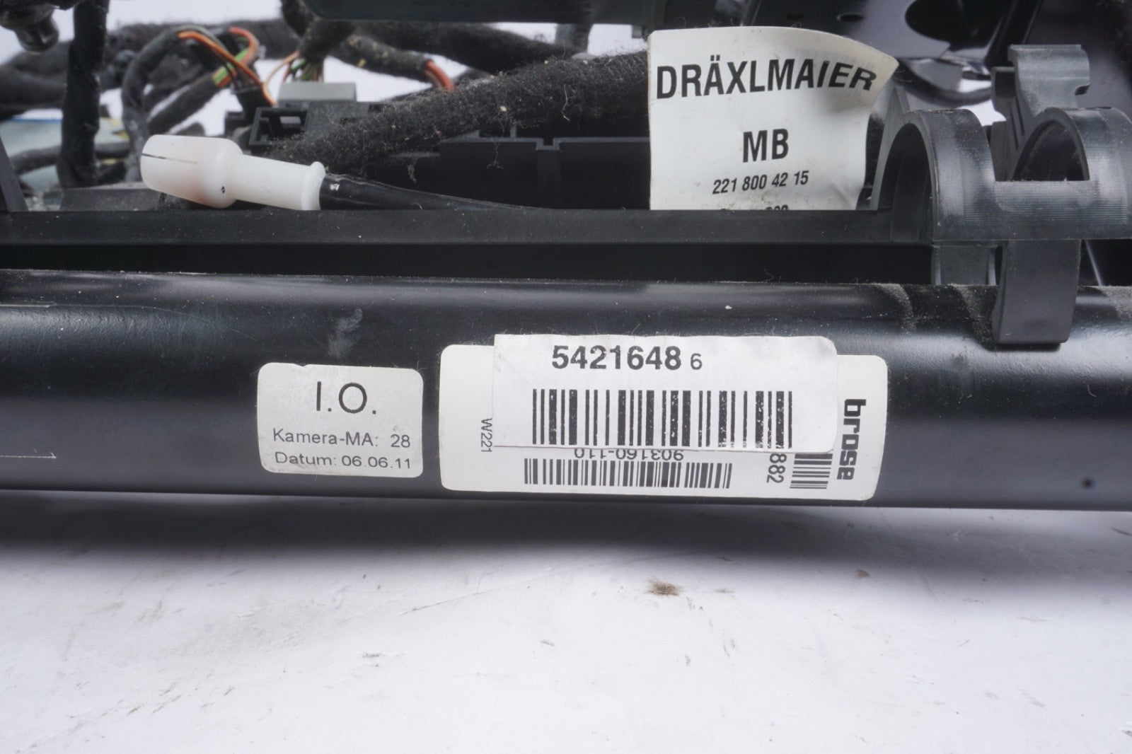2007 - 2013 Mercedes W221 S550 Front Left Driver Side Seat Lower Frame Track OEM