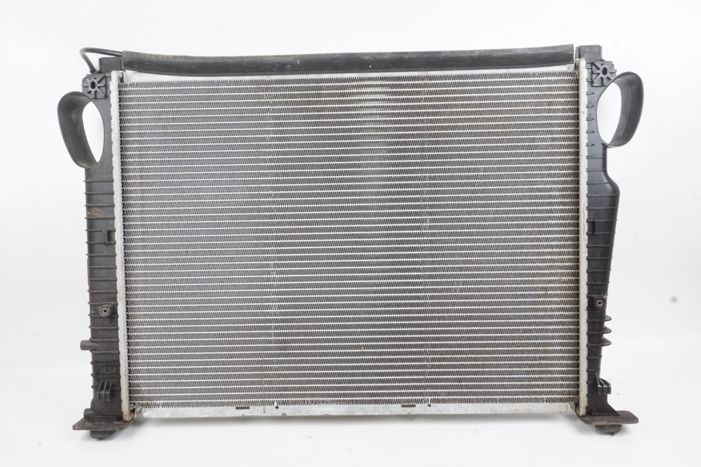 2003 - 2006 MERCEDES SL500 R230 CONV RADIATOR ENGINE COOLING