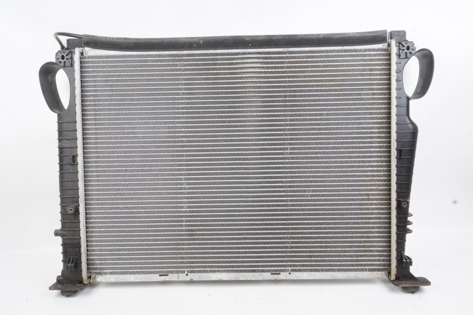2003 - 2006 MERCEDES SL500 R230 CONV RADIATOR ENGINE COOLING