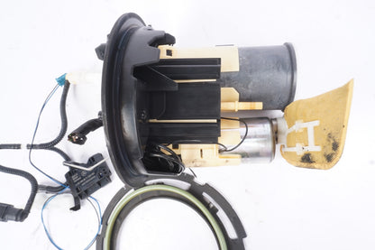 14-20 Mercedes W217 S550 S63 AMG Gas Tank Fuel Filter Unit 2224700094 OEM
