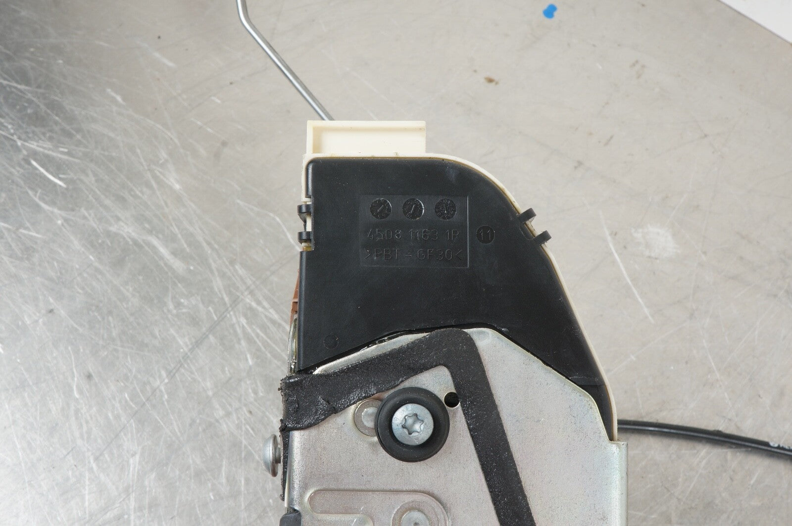 07-14 Mercedes W221 S550 Front Right Door Lock Latch Actuator Keyless Go OEM