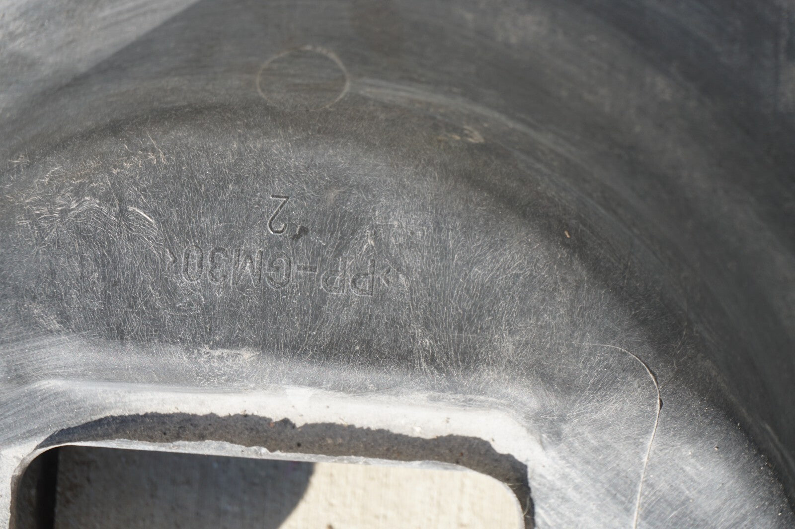 08-14 Mercedes W204 C250 C300 Engine Cover Splash Shield Guard 2045242430 OEM