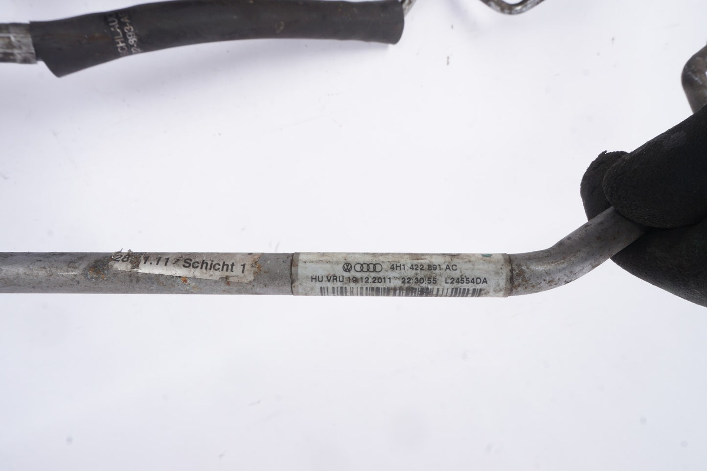 2011-2014 AUDI A8 4.2l Power Steering  Line Pipe   OEM