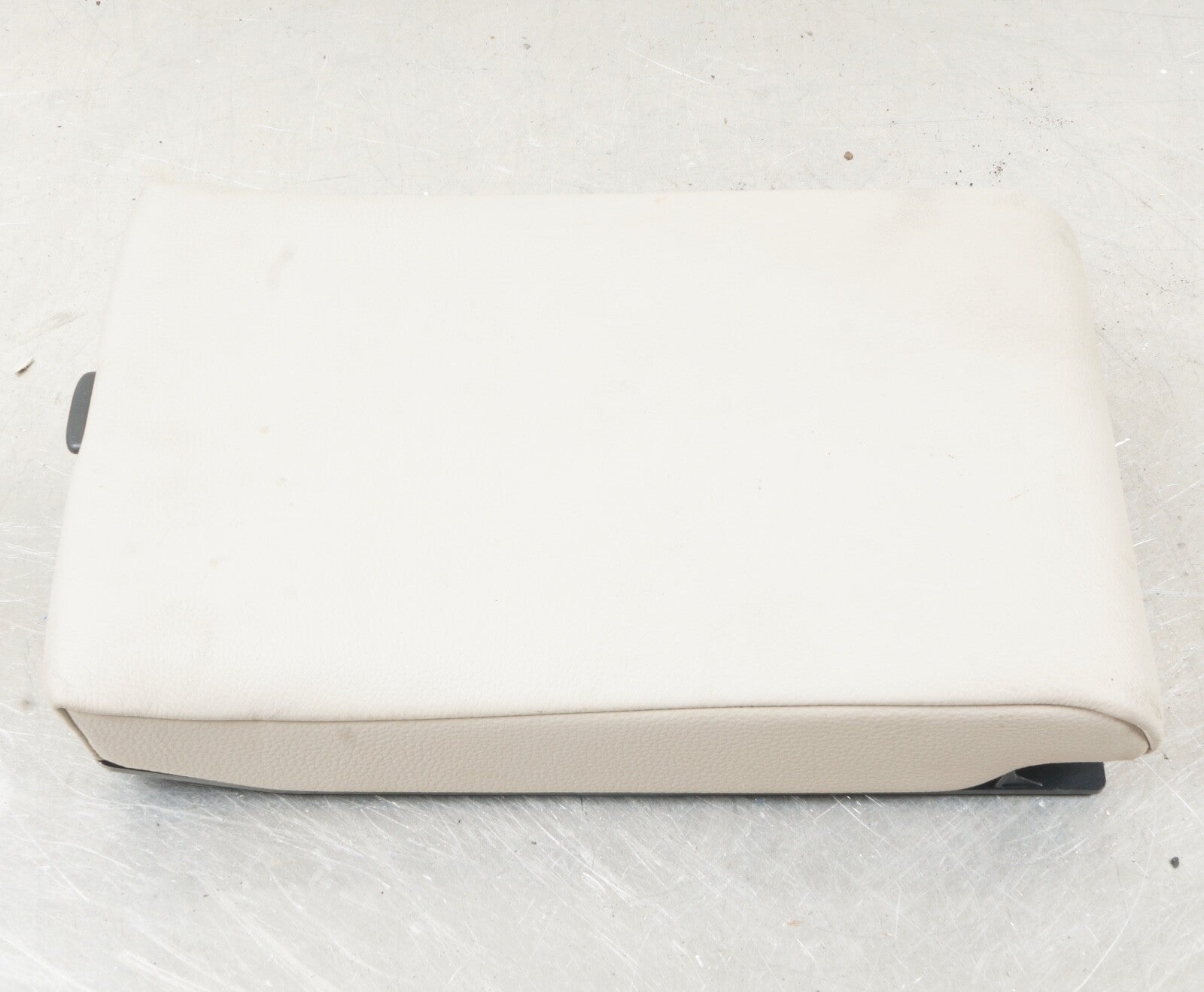 BMW E93 328 335 Convertible Rear Center Upper Arm Rest Cover Cushion Pad OEM