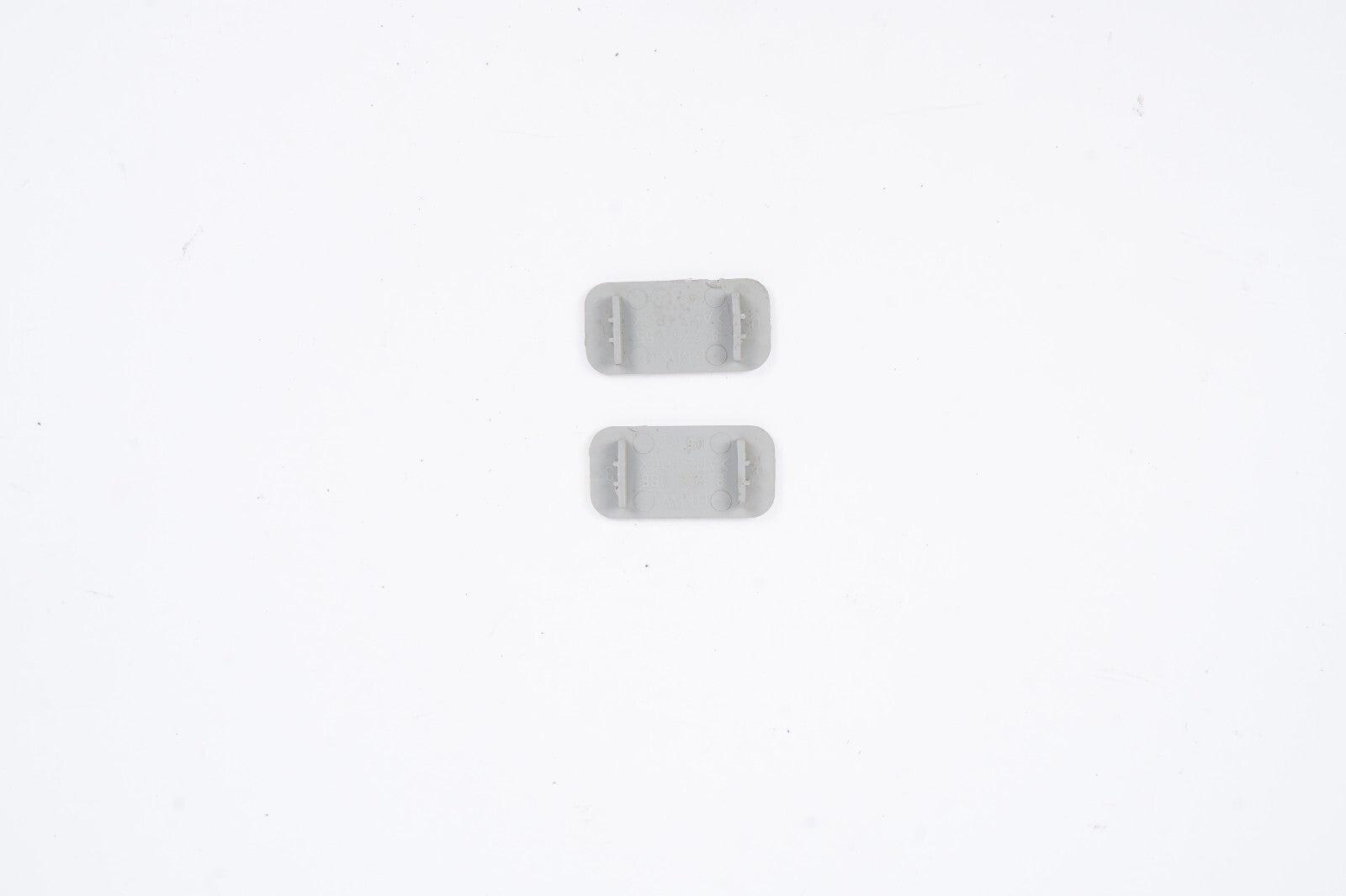 04-10 BMW E64 650i 645Ci A Pillar Screw Cover Trim 2pcs 8226055 OEM