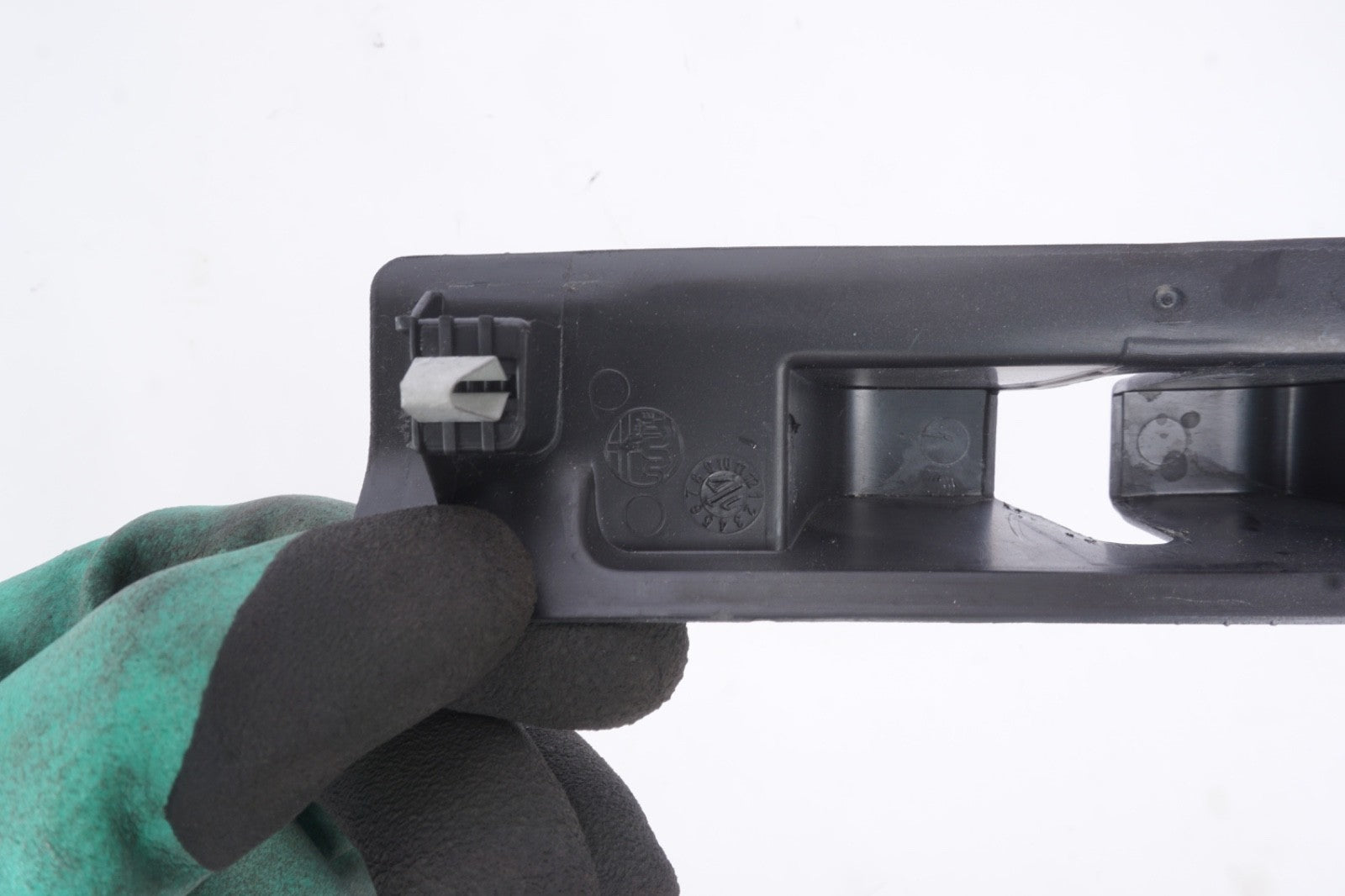 2017 - 2023 Alfa Romeo Stelvio Rear Trunk Hatch Liftgate Lock Latch Cover Trim