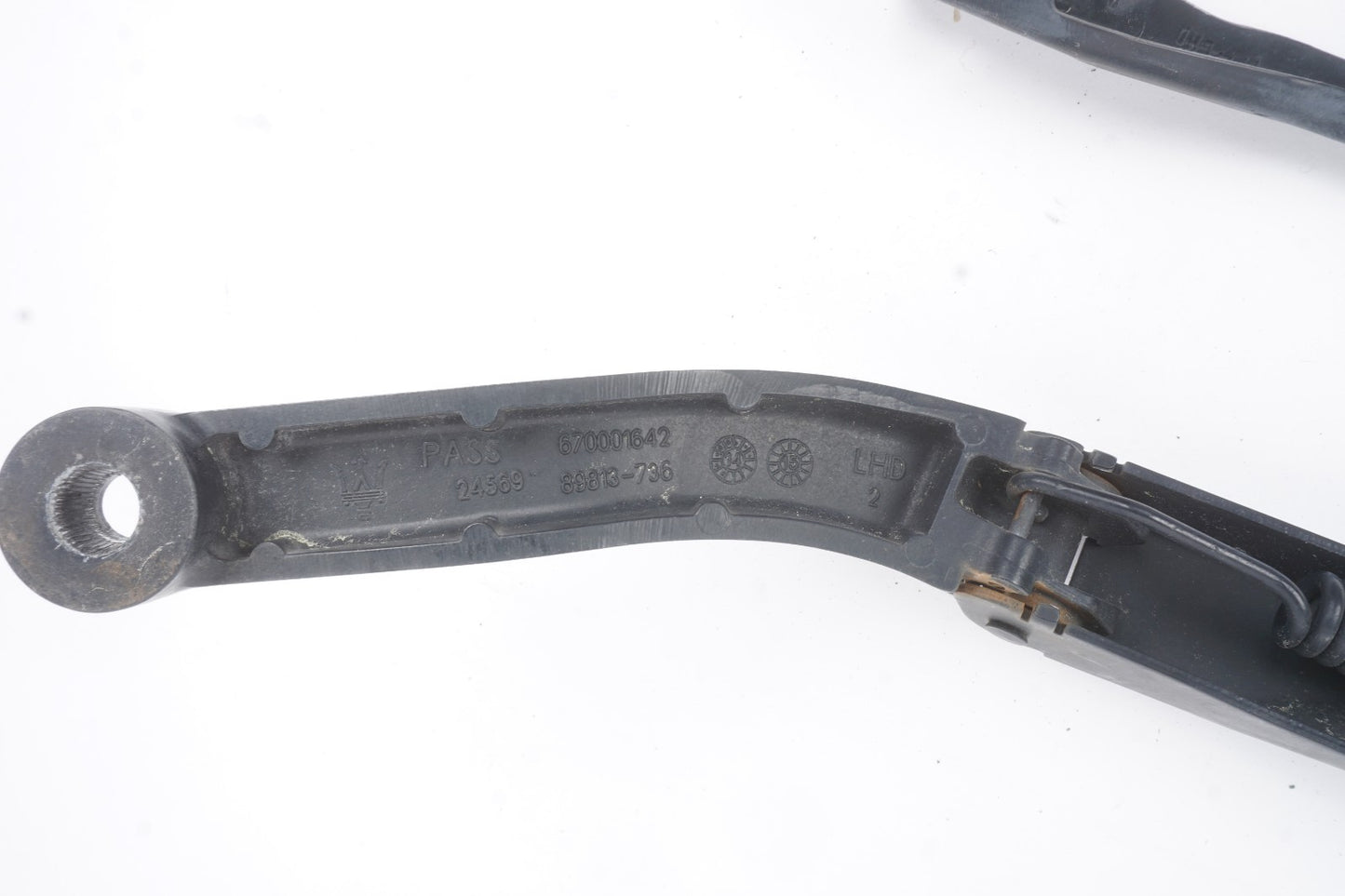 2014 - 2021 Maserati Ghibli Windshield Wiper Arm Left & Right OEM