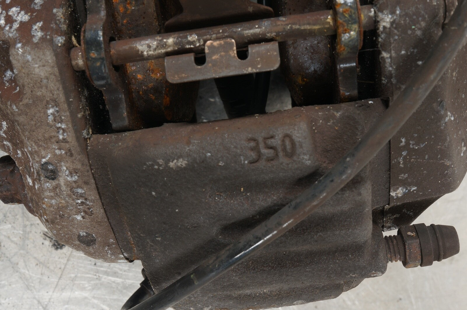 2007 - 2010 MERCEDES S550 FRONT RIGHT PASSENGER SIDE BRAKE CALIPER