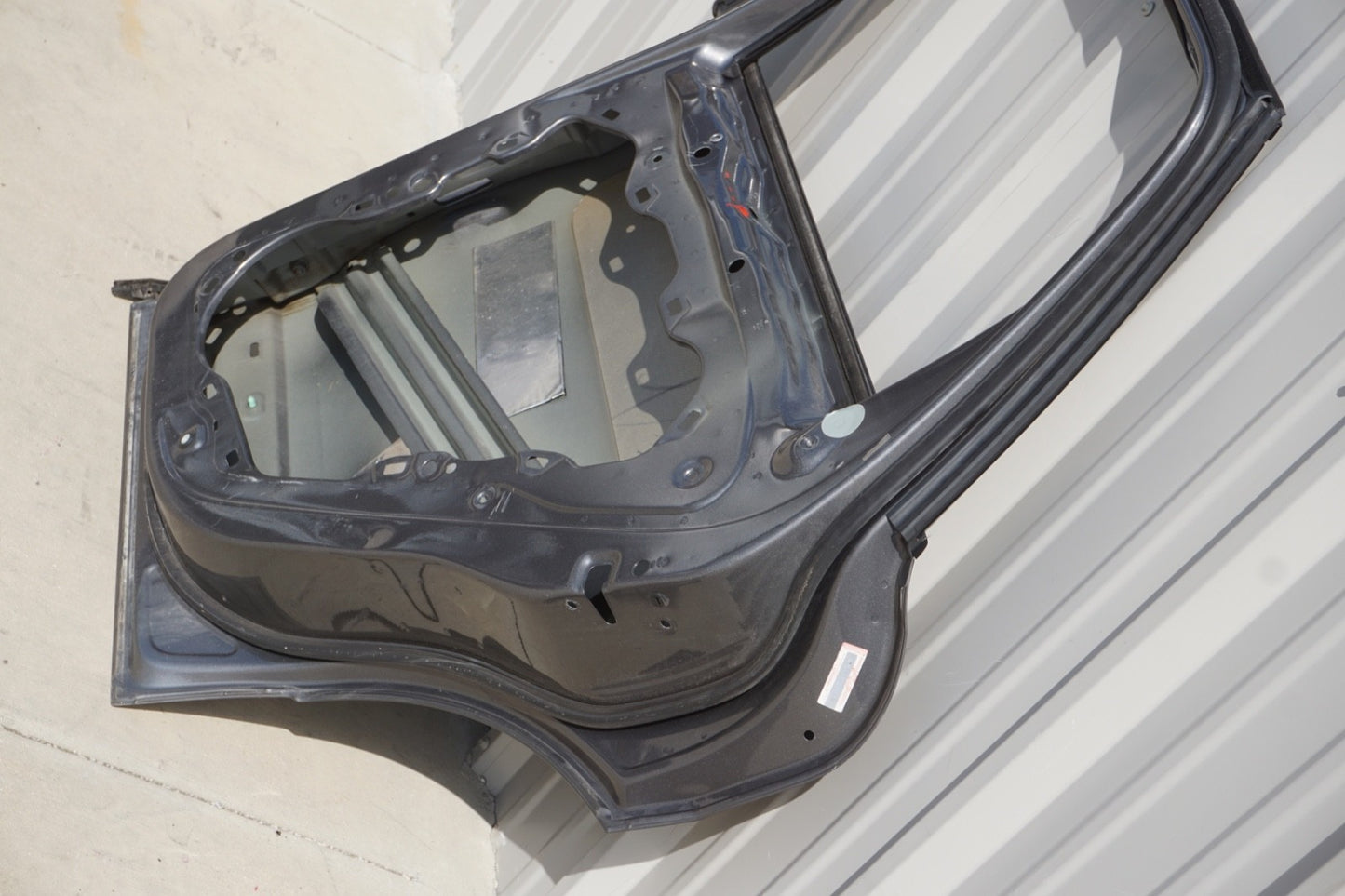 2011 - 2018 Porsche Cayenne 958 Rear Right Side Door Shell Gray OEM