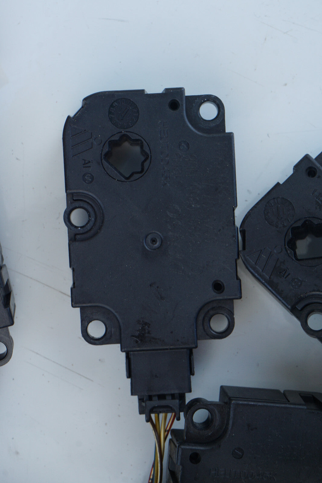 2011-2014 AUDI A8 AC HEATER FLAP MOTOR DOOR ACTUATOR W/ WIRE SET OEM