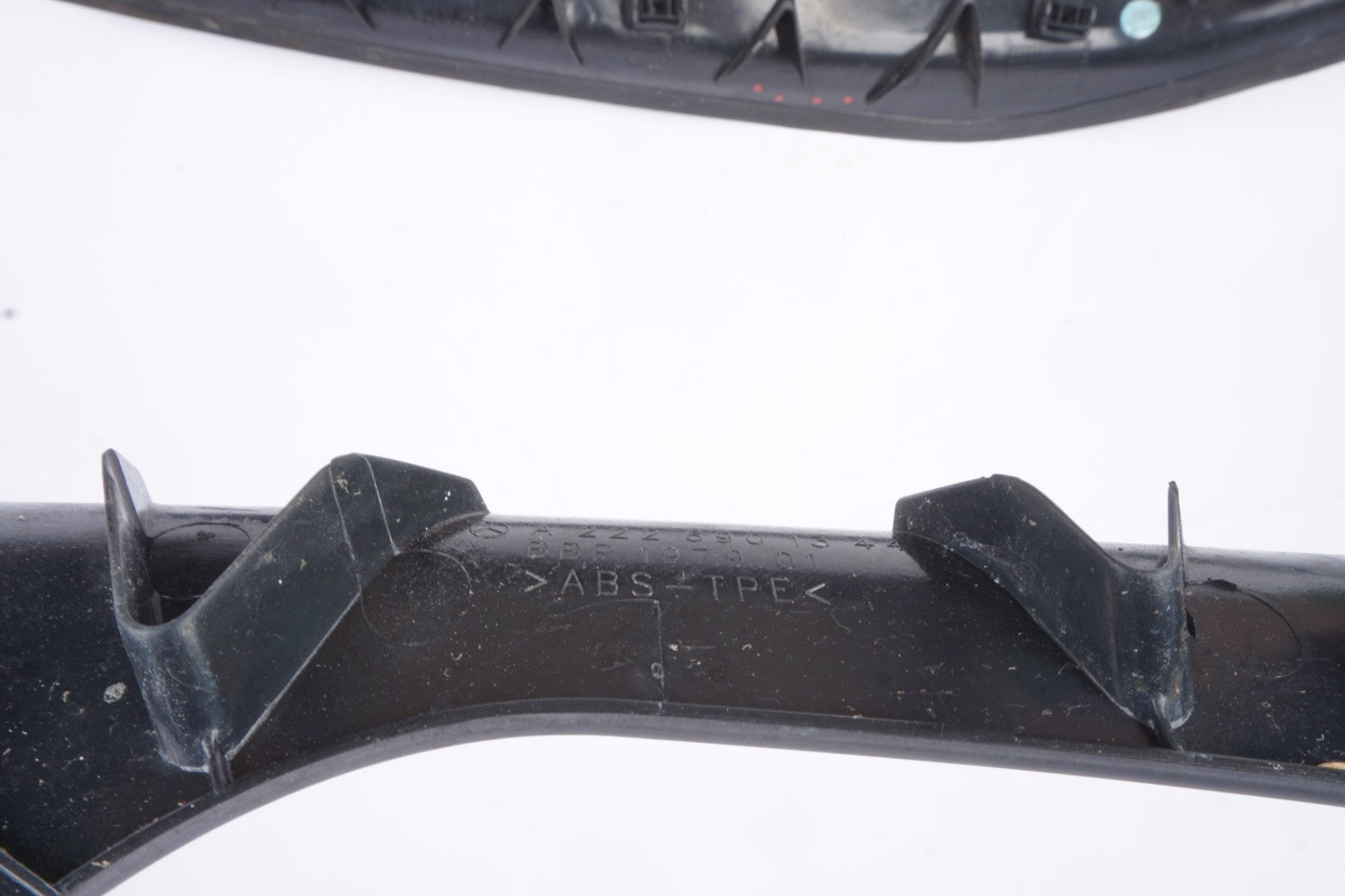 2014-2016 MERCEDES W222 S550 LEFT&RIGHT REAR WATER DRIP RAIL TRIM PAIR OEM