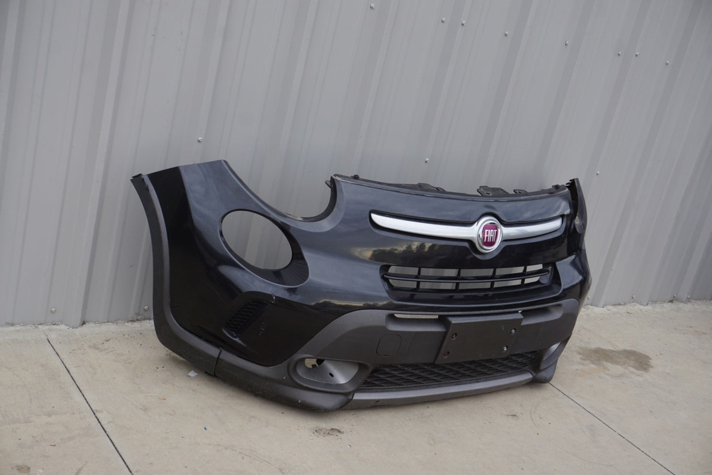 2014 - 2017 Fiat 500L Front Bumper Cover Assembly OEM