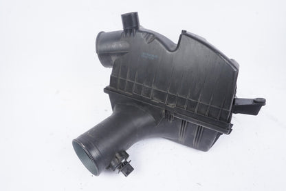 2006 - 2010  BMW 650i E63 E64 Air Intake Filter Housing Box OEM