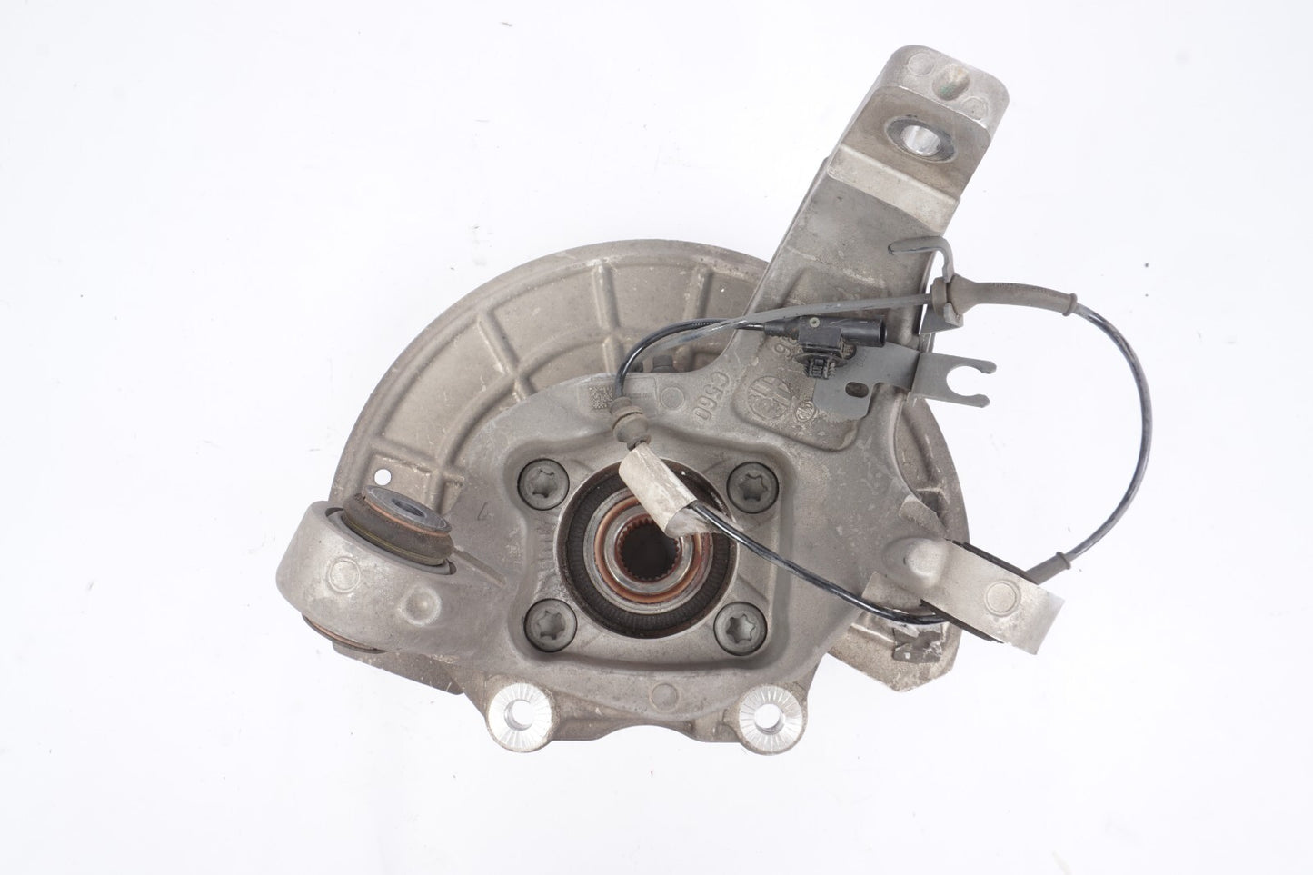 17-25 Alfa Romeo Giulia 2.0L Rear Right Passenger Side Spindle Knuckle Hub OEM